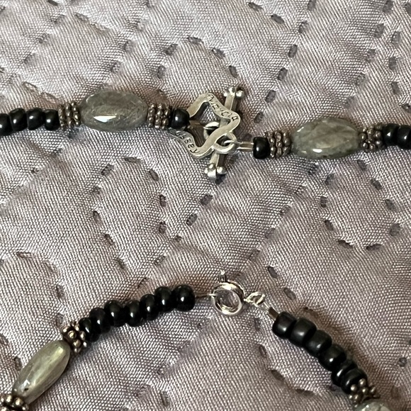 Marcia Fossey - Historical Glass Nears - Labadorite Necklace & Bracelet set - Picture 2 of 3